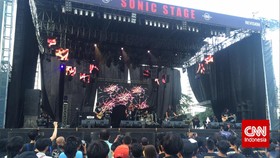 Usia Tidak Halangi Roxx Bergema di Hammersonic 2015