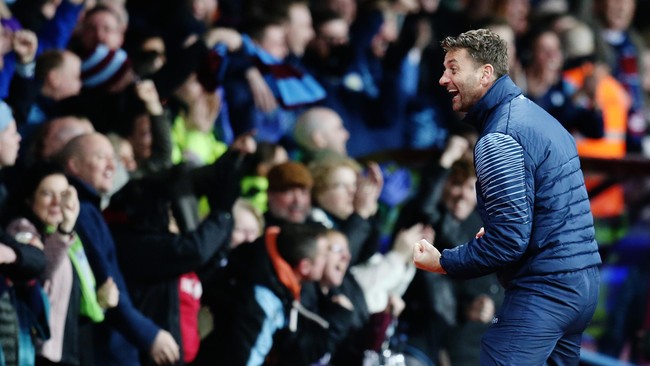 Manajer Aston Villa Tim Sherwood akan mengincar dapat mencuri poin dari kandang klub yang memecatnya, Tottenham Hotspur, pada akhir pekan nanti.