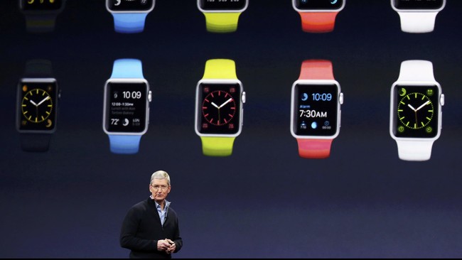 Demi jam tangan pintar Watch Edition lapis emas 18 karat, Apple melakukan strategi penjualan yang belum pernah mereka lakukan sebelumnya.