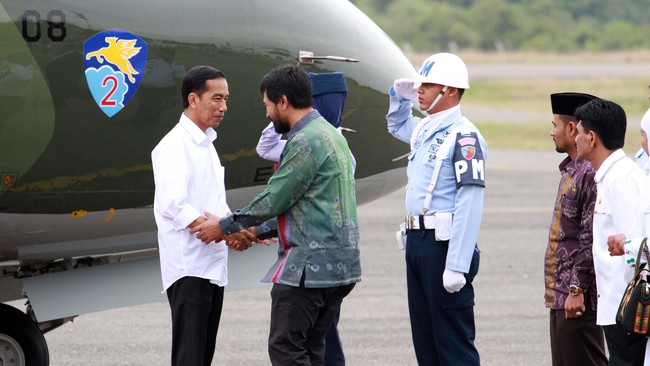 Presiden menyebut ISIS bukan hanya jadi masalah Indonesia, tetapi juga negara-negara lain di dunia.