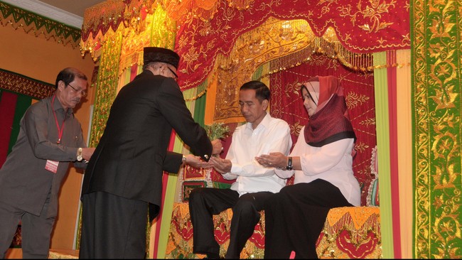 Salah satu piutang yang akan dihapus merupakan utang Pemerintah Provinsi Aceh kepada Pemerintah Pusat sebesar Rp 16 miliar.&nbsp;