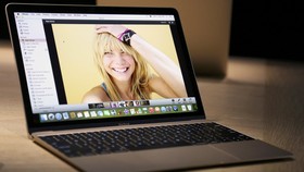 Tak Ada Apel <i>Kroak</i> Menyala di MacBook Anyar
