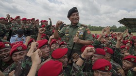Moeldoko Sebut TNI Juga Buru Daeng Koro sebagai Desertir