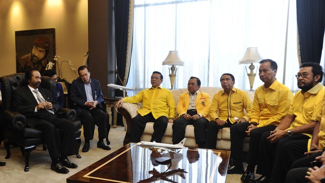 Rencana penyelenggaraan Munas rekonsiliasi Partai Golkar pada April belum disahkan melalui rapat pleno lantaran tertunda dua kali.