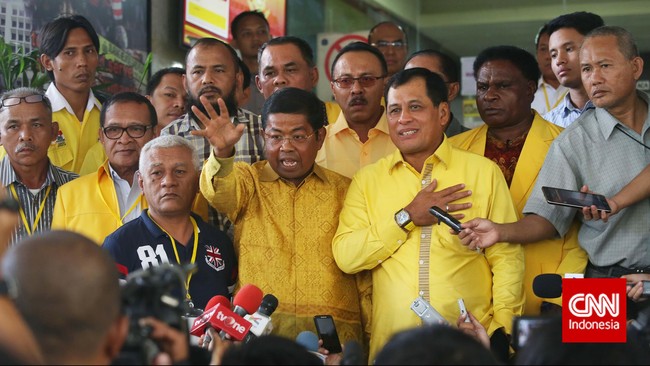 Menurut Sekjen Golkar kubu Aburizal ini, klaim banyaknya dukungan tak mempengaruhi fakta hukum atau jadi barang bukti di pengadilan.
