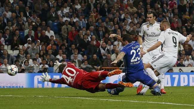 Real Madrid kalah di leg kedua babak 16 besar Liga Champions di tangan Schalke namun mereka tetap mampu lolos ke perempat final dengan keunggulan agregat.