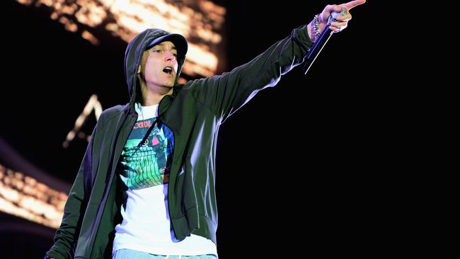 Dalam sebuah penelitian terbaru, kemampuan merangkai kata Dylan ternyata sudah dikalahkan oleh rapper-rapper masa kini.