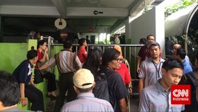 Ingin Amankan Data, Pegawai di Wisma Kosgoro Memaksa Masuk