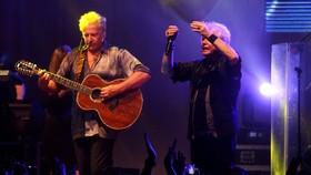 Air Supply Kembali Gelar Konser di Indonesia