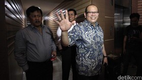Periksa La Nyalla, KPK Selidiki Proyek Rumah Sakit Unair