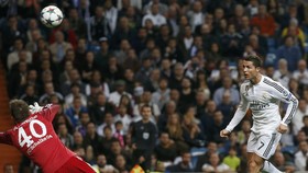 Ronaldo Lewati Raul, Berlomba dengan Messi