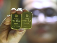 Harga Emas Tembus Level Tertinggi, Apa yang Harus Dilakukan Pebisnis Kecil?