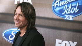 Keith Urban Beri Sinyal Tak Kembali Jadi Juri 'American Idol'