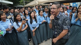 Tiga Selebriti Pemenang Pilkada Serentak 2015