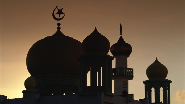Dewan Hubungan Amerika-Islam mengungkapkan mereka menerima surat ancaman bertuliskan, "Matilah kalian dengan menyakitkan, umat Muslim."  