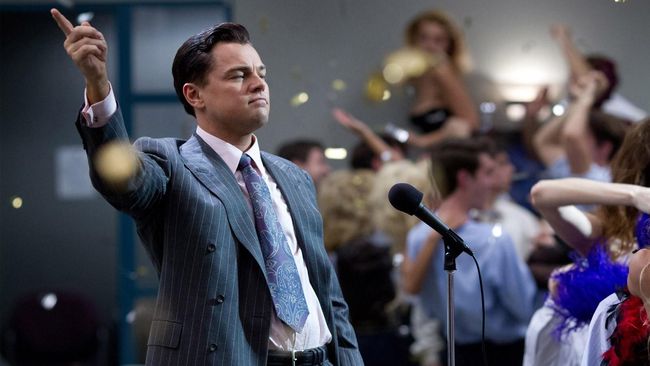 Melalui Leonardo DiCaprio Foundation, sang aktor menyumbang US$15 juta atau Rp200 miliar untuk menangani masalah-masalah lingkungan di dunia.