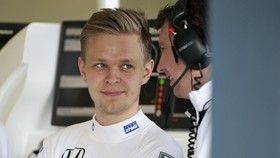 Magnussen Ungkap Pebalap McLaren 2014 Seharusnya