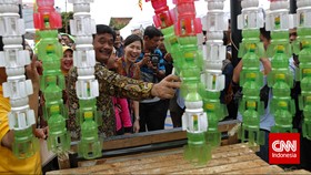 Djarot Janji Sekolahkan Seluruh Anak Jalanan di Ibu Kota