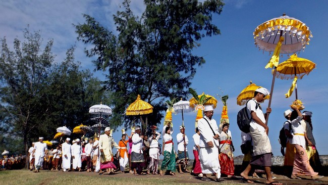 Ogoh-ogoh dan Ritual Jelang Hari Raya Nyepi di Indonesia