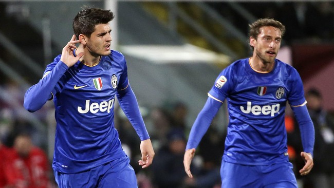 Indahnya tendangan lengkungan kaki kiri Morata membawa Juventus unggul 1-0 atas Palermo dalam lanjutan kompetisi Serie A di Stadion Barbera, Minggu (15/3).