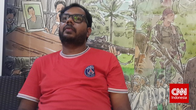 Koodinator Kontras Haris Azhar meminta informasi soal dugaan keterlibatan oknum aparat hukum dalam bisnis narkoba tak ditanggapi secara berlebihan.