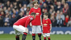 Baru 5 Tahun, Putra Rooney Sudah Beri Tanda Tangan