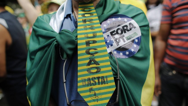 Lautan Manusia pada Demo Anti Pemerintah di Brasil