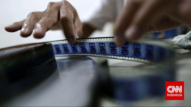 Sutradara Hanung Bramantyo membeberkan tiga formula yang harus dimiliki oleh setiap sineas muda untuk menciptakan karakter dan cerita yang tidak kering.