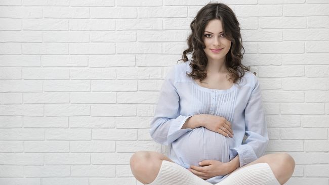 Mengurangi kalori dalam waktu yang cepat pasca melahirkan ternyata dapat menjadi bumerang untuk kaum wanita.