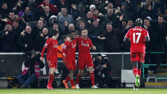 Jordan Henderson mengeluarkan ancaman untuk Manchester United usai menjadi pahlawan kemenangan The Reds saat mengalahkan Swansea City di Stadion Liberty.
