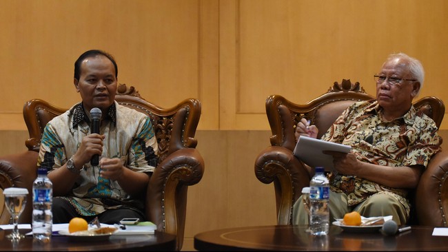 Hidayat Nur Wahid yang juga anggota tim sukses Anies Baswedan-Sandiaga Uno mengatakan hampir semua pelaku penista terhadap agama tak lolos dari jeratan hukum.