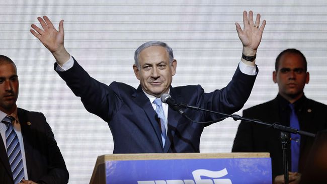 Sirene Roket Menggema, Netanyahu Digiring Turun Panggung