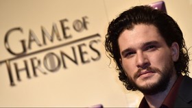 Pertahankan Rahasia Jon Snow, Kit Harrington Rela Disiksa