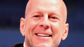 Kondisi Bruce Willis Terkini Terungkap Kala Thanksgiving