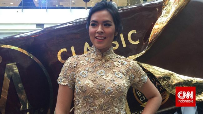 "Aku memakan sesuatu yang enak atau indulge myself dengan makanan yang jarang dimakan," kata Raisa tentang camilan beku favoritnya.