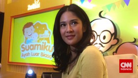 Trik Jitu Dian Sastro Dekatkan Suami dengan Anak