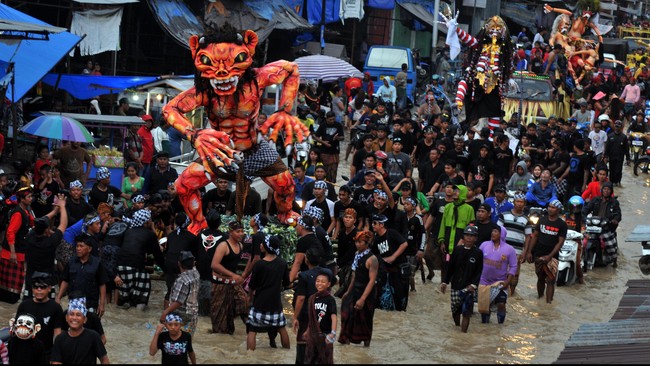Jakarta Hujan Lagi, Jakarta Banjir Lagi