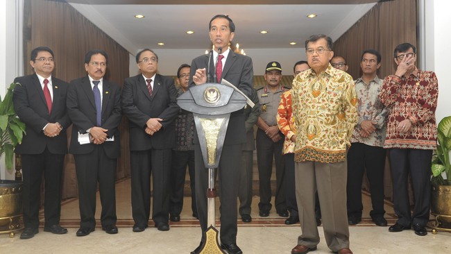 Ketatnya proses seleksi yang harus dilalui, membuat Jokowi menilai masyarakat seharusnya tidak mempersoalkan hal tersebut.
