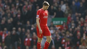 Terpeleset, Penyesalan Terus Menggema di Pikiran Gerrard