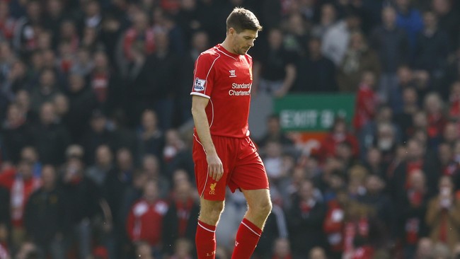 Insiden 40 detik waktu bermain Steven Gerrard saat membela Liverpool melawan Man United terus menjadi bahan perbincangan lantaran menjadi rekor terpendeknya.