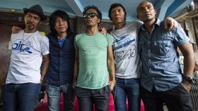 Kesabaran Bunda Iffet Bantu Slank Lepas dari Narkoba