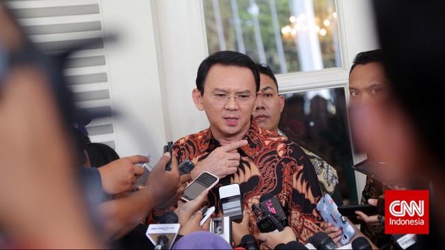 Gubernur DKI Jakarta Basuki Tjahaja Purnama mengatakan Wakil Presiden Jusuf Kalla akan mengambil keputusan setelah bertemu pihak DPRD DKI dan Pemprov.