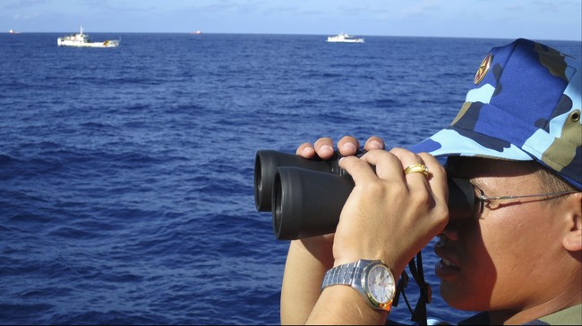 Presiden Joko Widodo untuk pertama kali menyatakan klaim Tiongkok di sebagian besar wilayah Laut Cina Selatan tak memiliki dasar dalam hukum internasional.