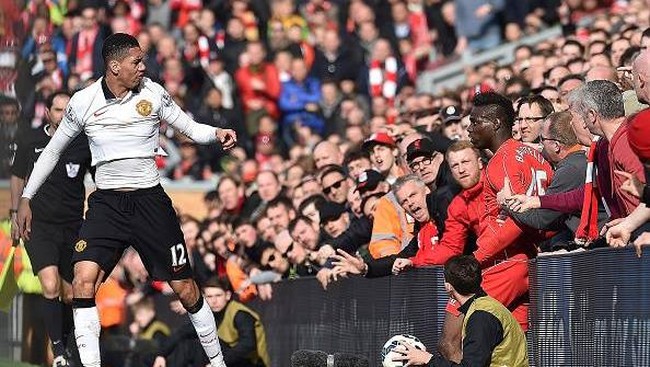 Marco Materazzi yakin bahwa Sinisa Mihajlovic memiliki kapasitas untuk membuat Mario Balotelli jadi pemain yang patuh terhadap pelatih.