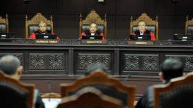 Patrialis Akbar Diduga Terima Suap Ratusan Ribu Dolar