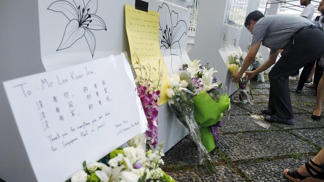 Presiden Jokowi akan menghadiri pemakaman Lee Kuan Yew langsung dari rangkaian lawatannya ke Jepang dan Tiongkok.