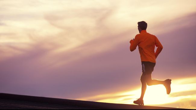 Jangan anggap enteng jogging dengan mengatakan yang Anda lakukan 'hanyalah berlari'. Karena berawal dari sikap meremehkan cedera bisa terjadi.