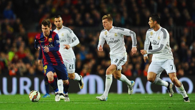 Lionel Messi akan mencetak sejarah jika mampu mencetak gol saat Barca bertandang ke Santiago Bernabeu untuk menghadapi Real Madrid, Sabtu (21/11).