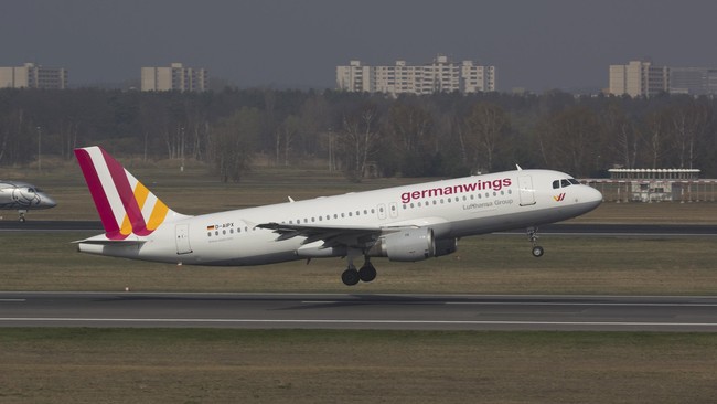 Pesawat Airbus yang dioperasikan maskapai Germanwings milik Lufthansa jatuh di selatan Perancis pada Selasa (24/3) dan diduga 148 orang di dalamnya tewas.