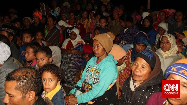 Dari semula tak kenal pesohor macam Inul Daratista, kini, anak-anak di sebuah desa di Flores, NTT percaya diri dan mampu membuat video.